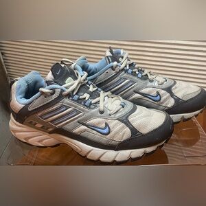 NIKE TRAIL/GREAT CONDITION